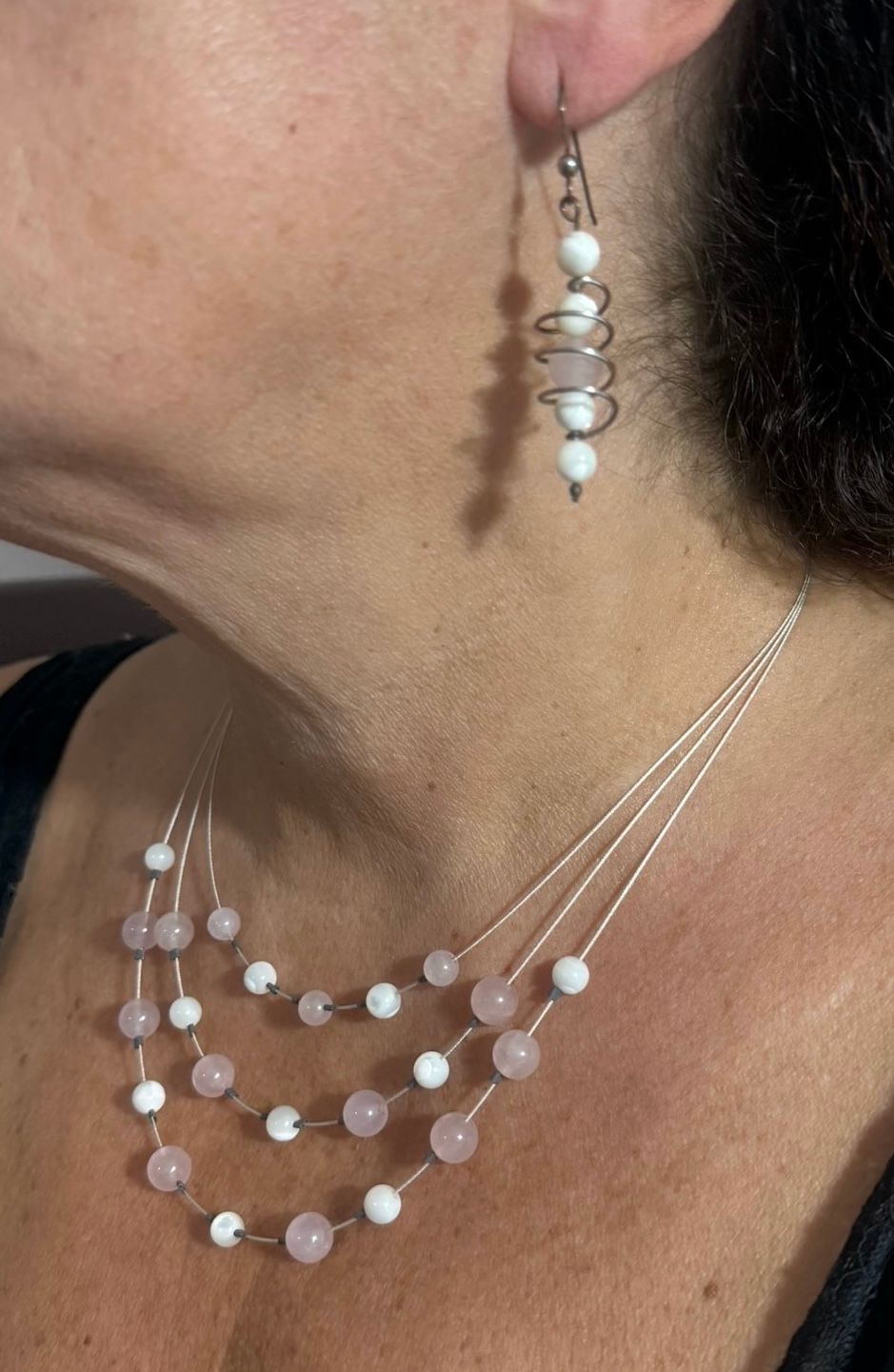 Rose Quartz and Mother of Pearl Gem Stone Tapered Necklace