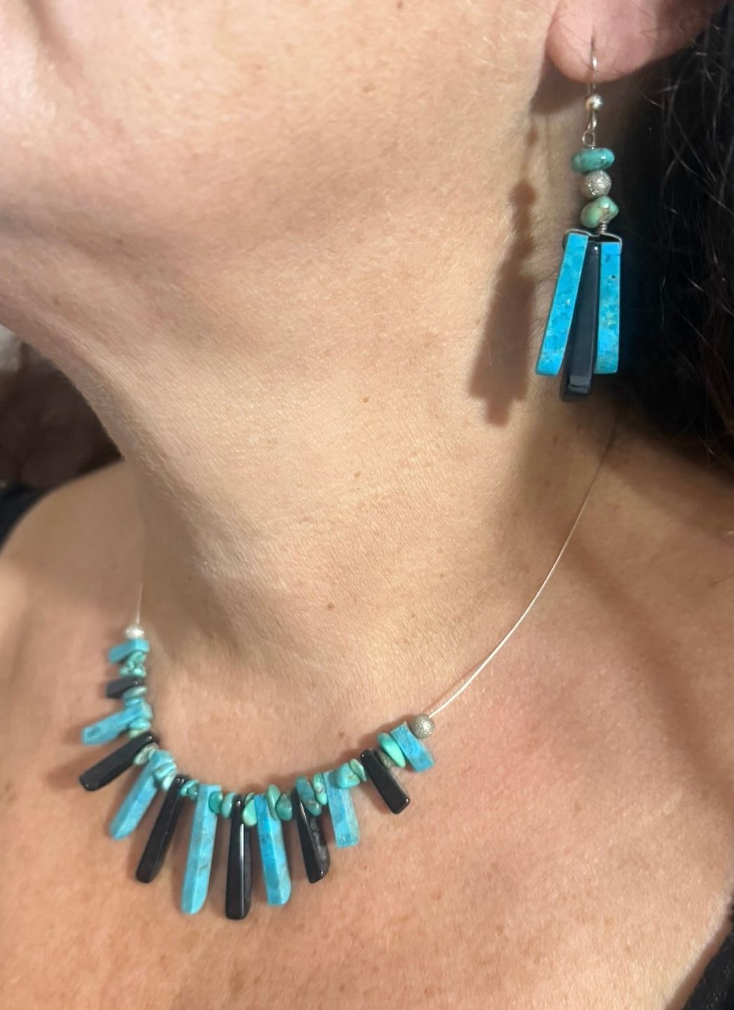 Turquoise and Black Stone Tapered gem stone necklace.