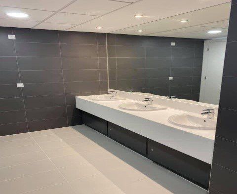 sealants and mastics application