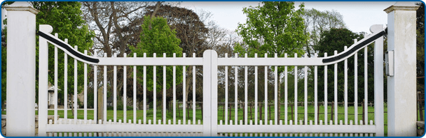 For agricultural fencing in Yealmpton call Spry's Fencing Ltd