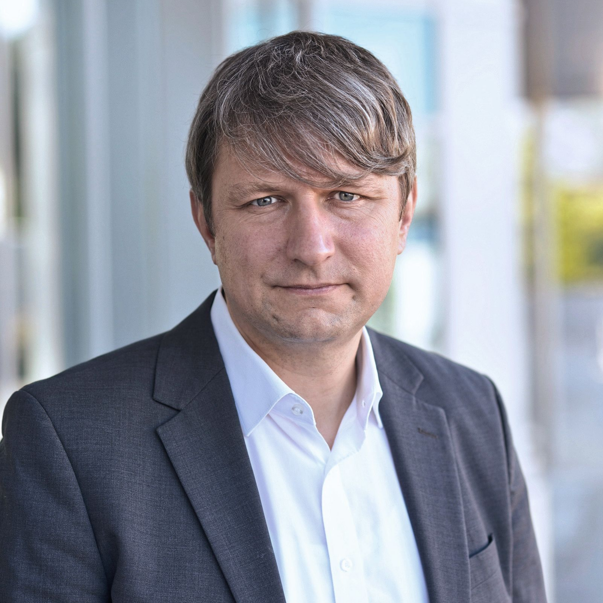 Dr. Martin Achter
