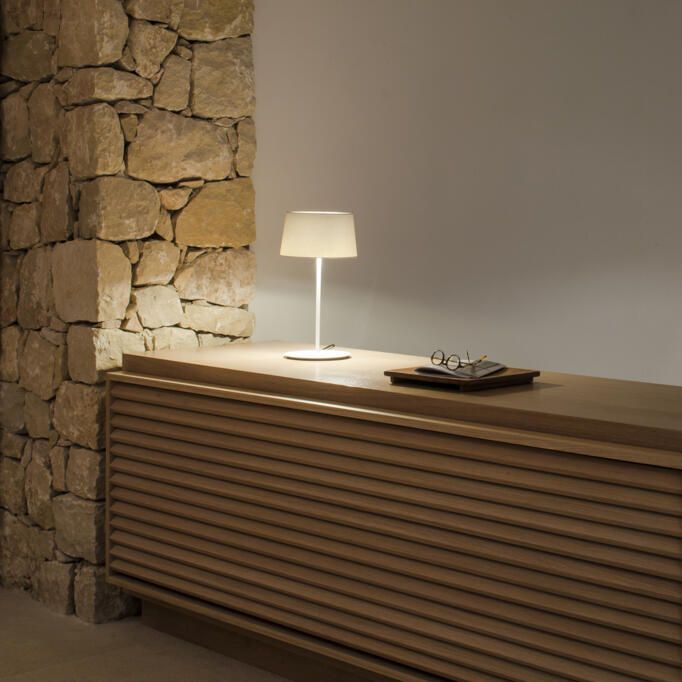 vibia-warm-table