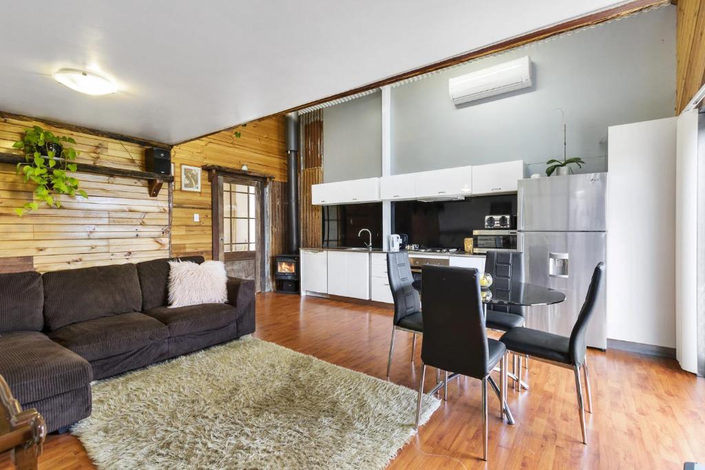 Kitchen & Living Area — Guest House In Bilpin, NSW