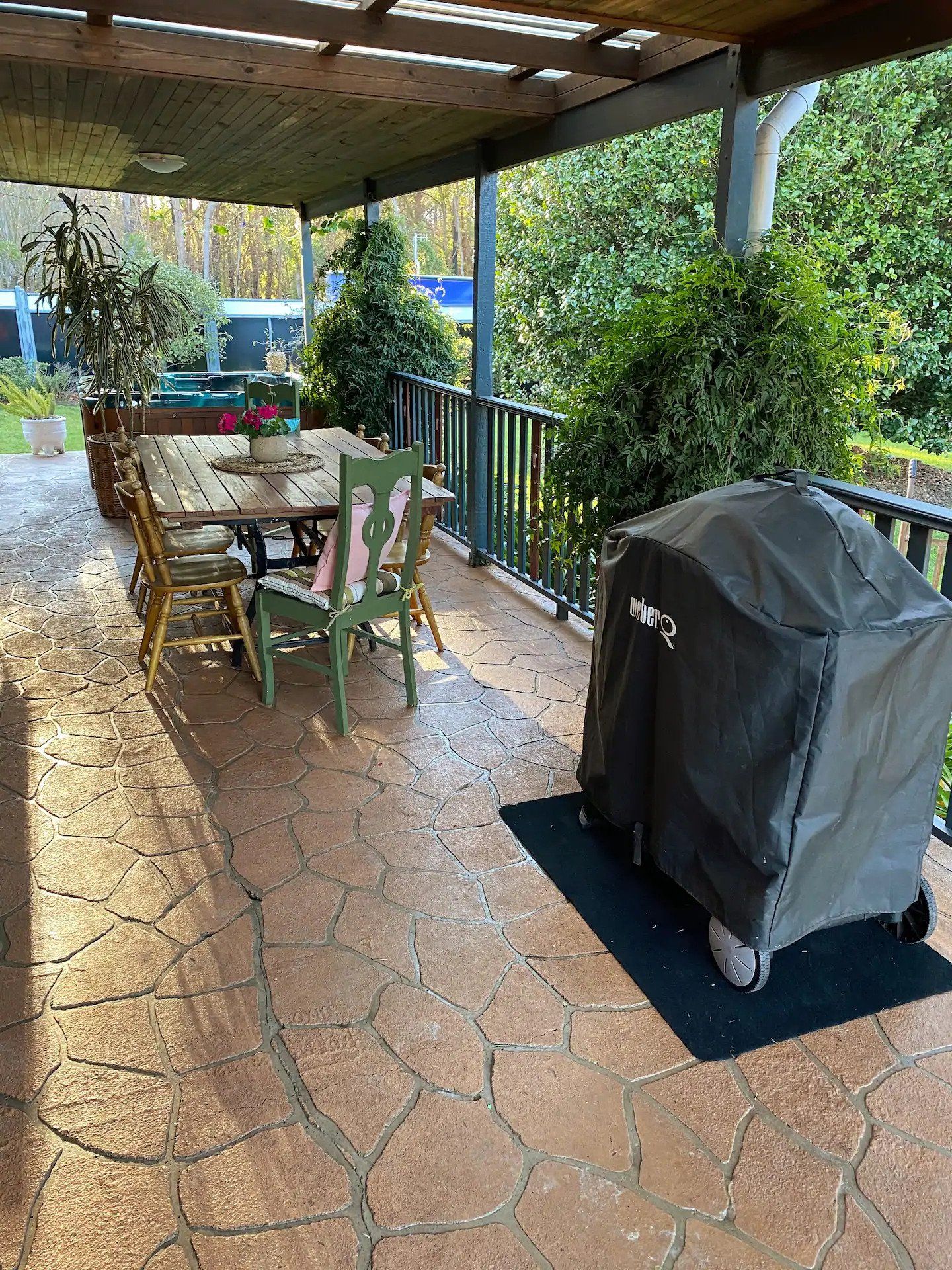 Outdoor Barbeque Alfresco Area — Guest House In Bilpin, NSW