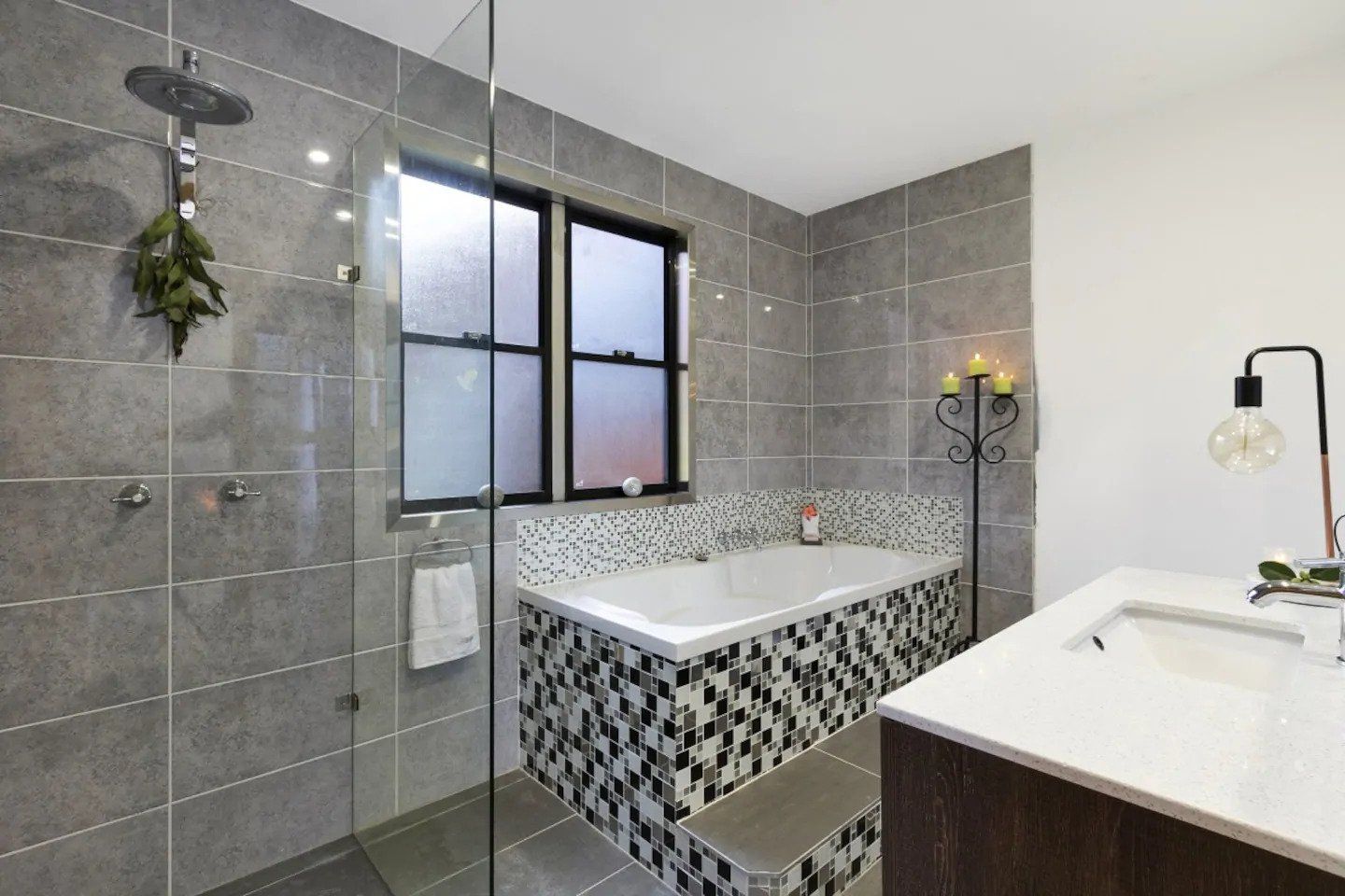 Beautiful Grey Bathroom — Guest House In Bilpin, NSW