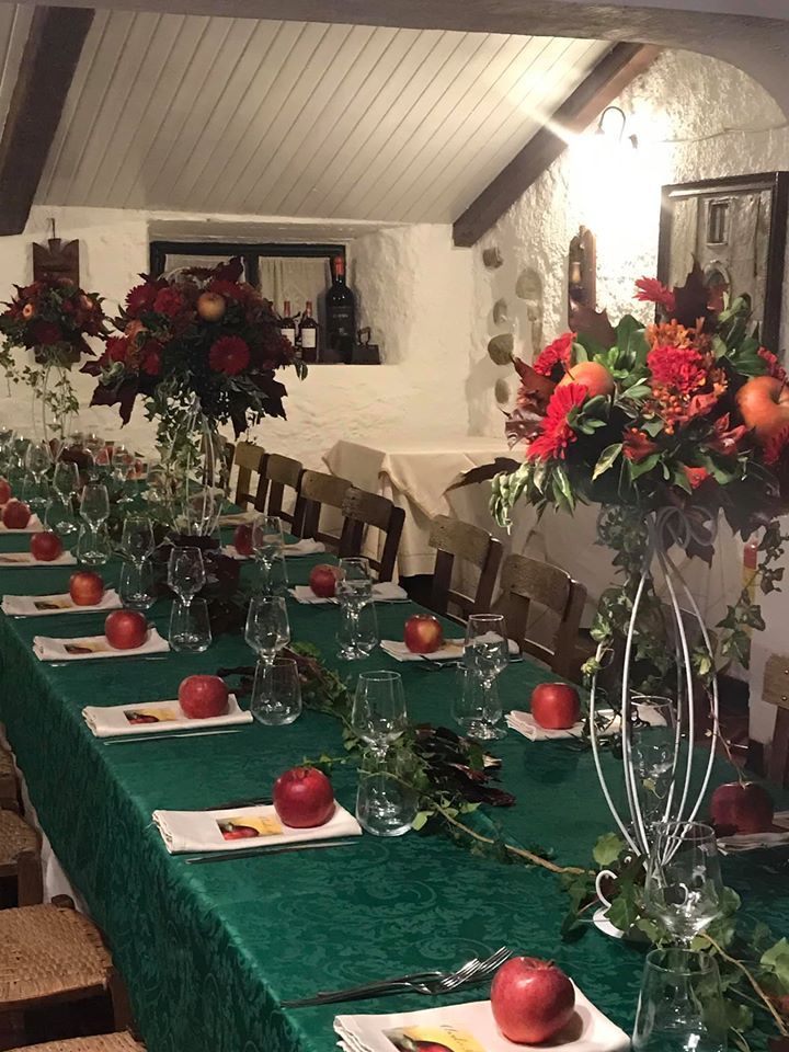 tavoli per banchetto laurea