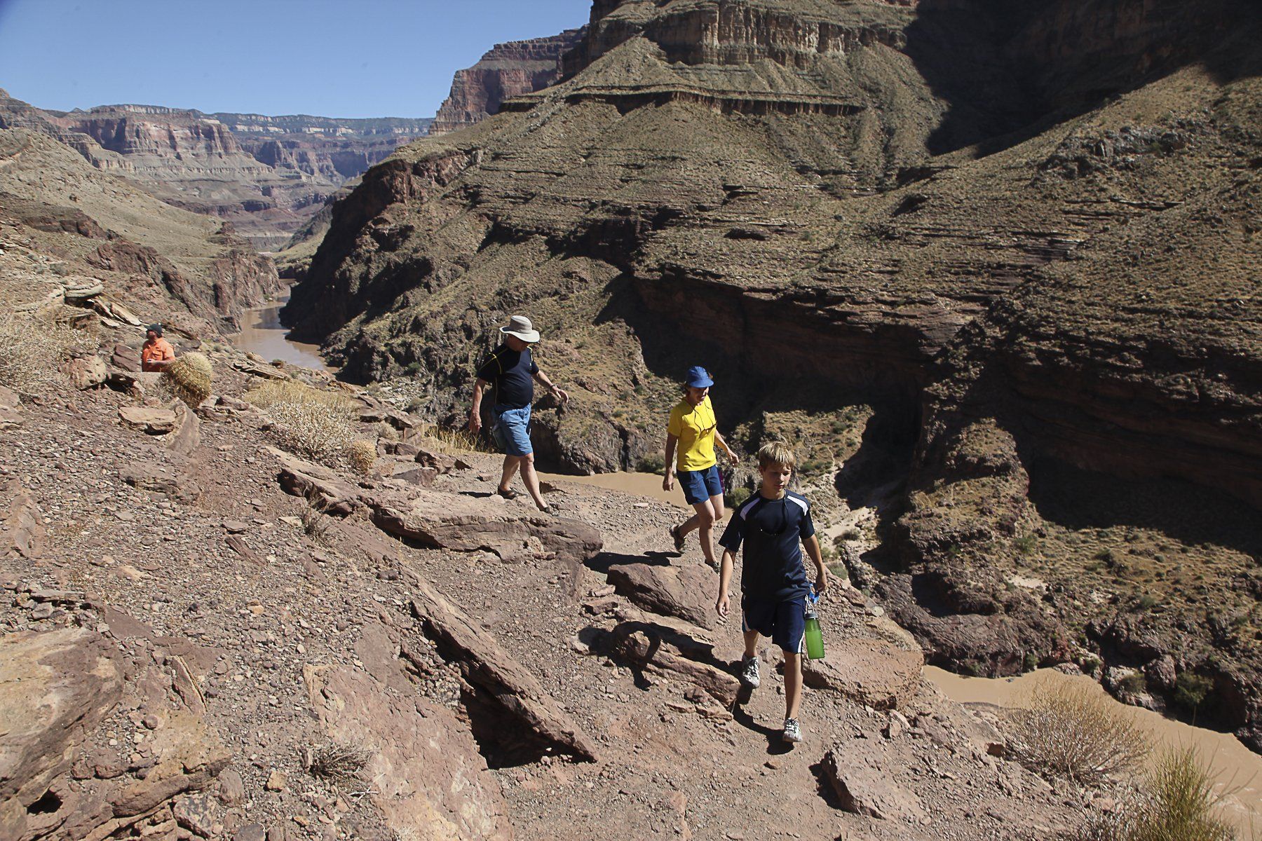 hiking in grand canyon