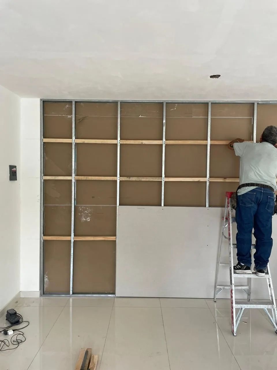 LIMPIEZA DE MUEBLES JR