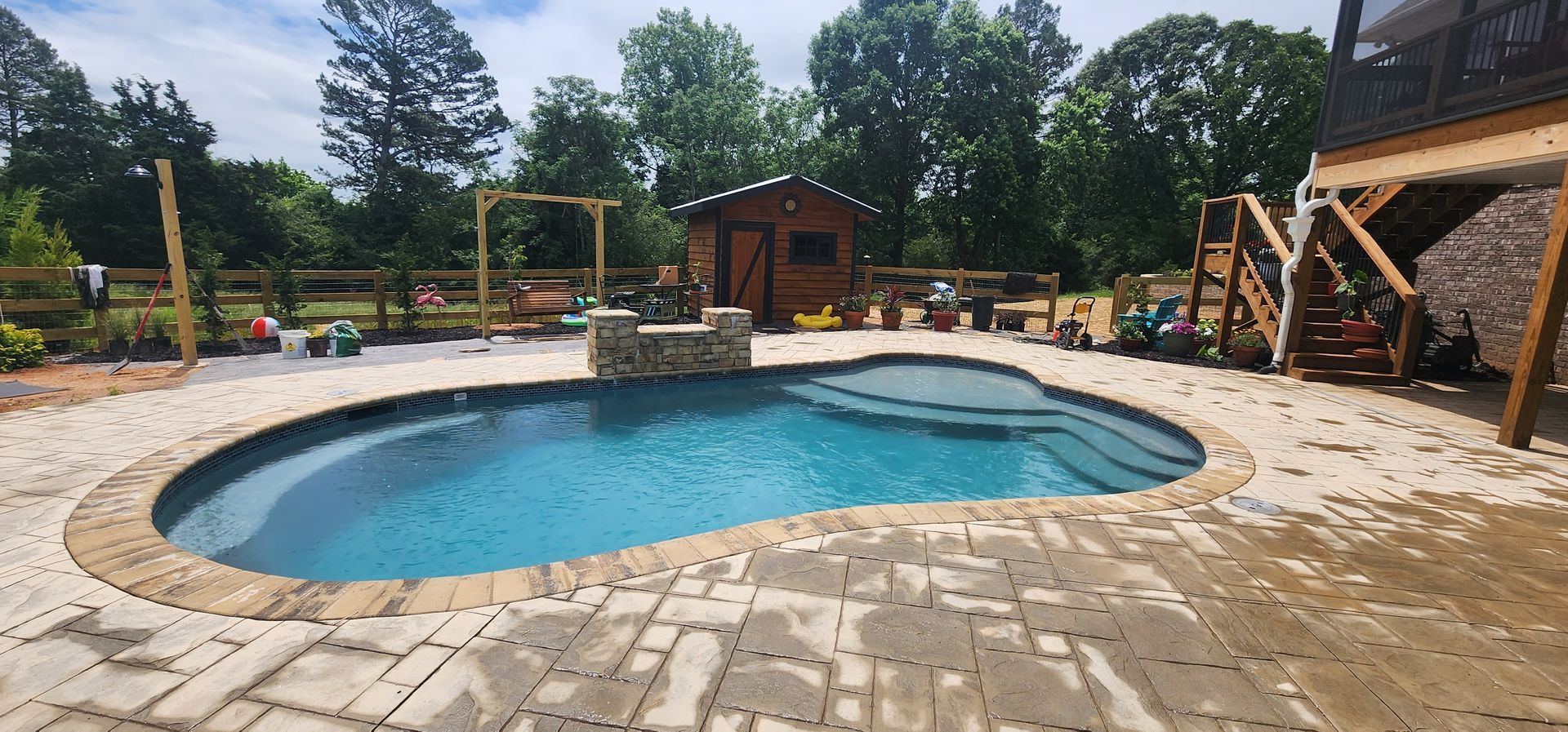 pool design and build