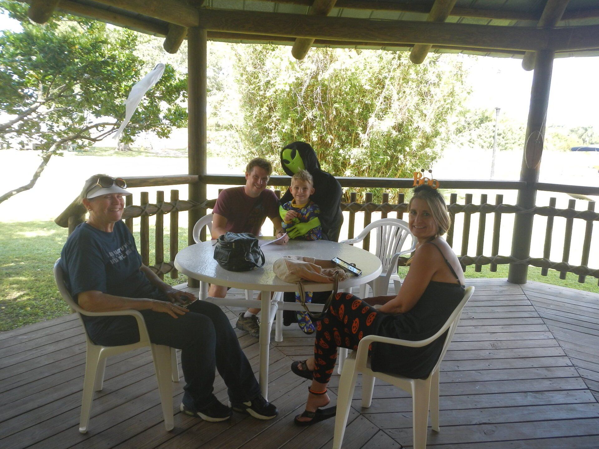 Happy Family — Orlando, FL — Lake Fairview Marina Inc