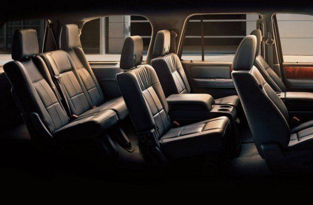 Chauffeur SUV service to Palm Springs CA