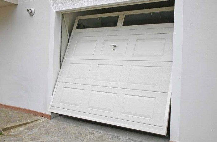 porta basculante automatizzata