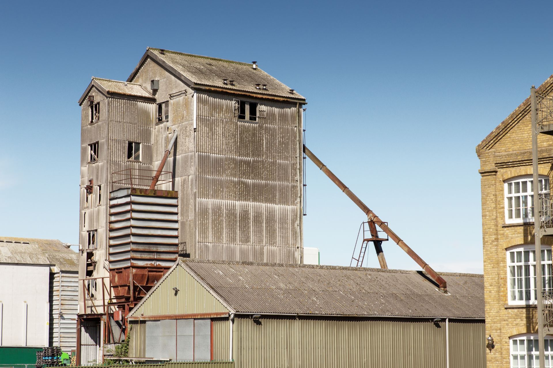 Why Are Commercial Property Insurance Rates Increasing Each Year In Arizona?