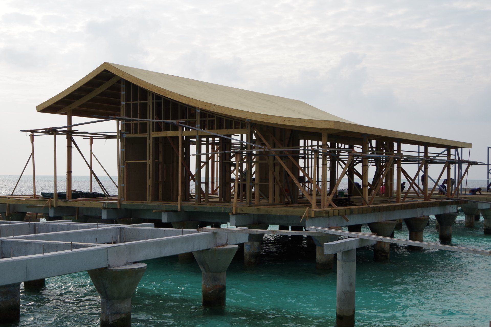 Flight Timbers Resort Contracts are suppliers of the highest quality buildings and products for the resort and kitset housing markets. We have access to significant supplies of sustainable Radiata Pine forestry.