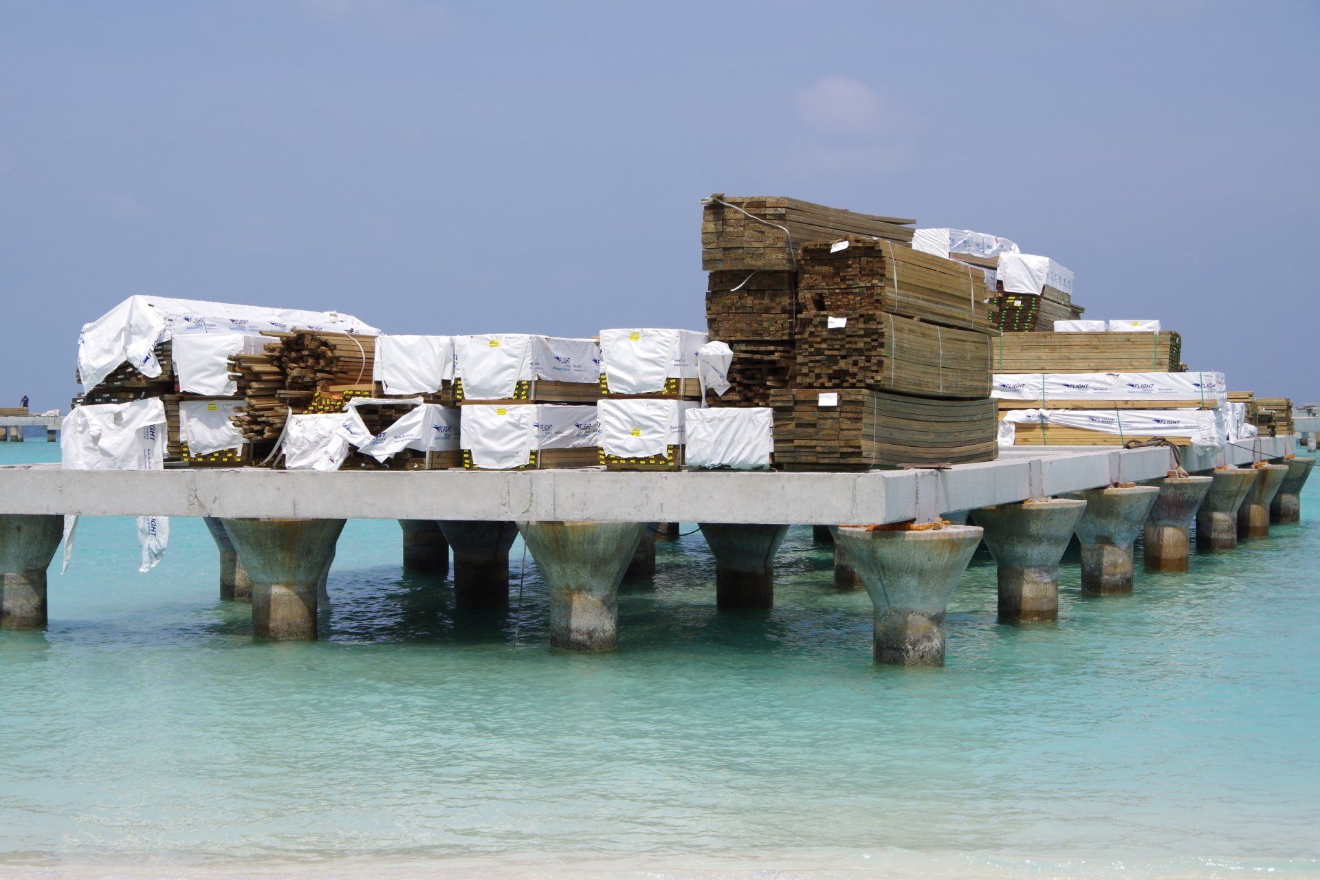 Flight Timbers Resort Contracts are suppliers of the highest quality buildings and products for the resort and kitset housing markets. We have access to significant supplies of sustainable Radiata Pine forestry.