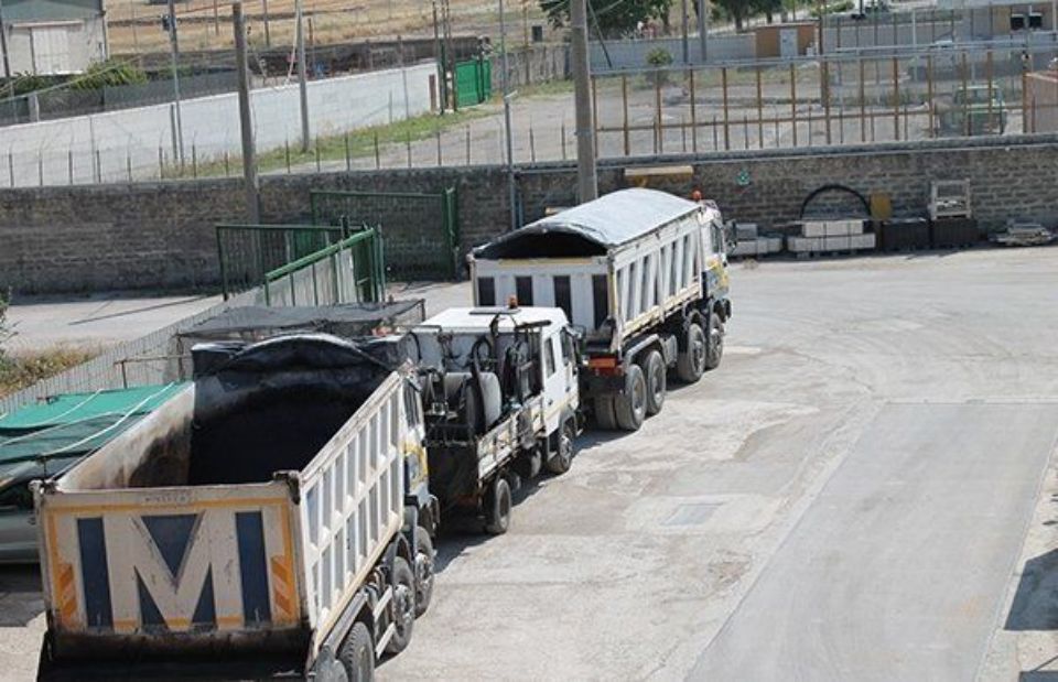 centro di produzione di bitume per rifacimento strade