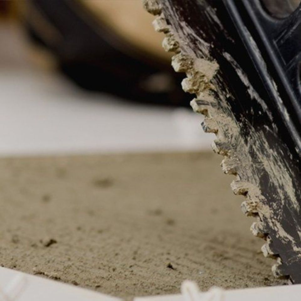 intervento di posa del calcestruzzo