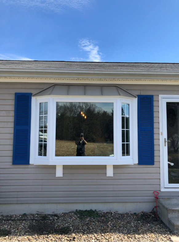 Bay Style Vinyl Windows — Newburg, PA — EverLast Windows Inc.