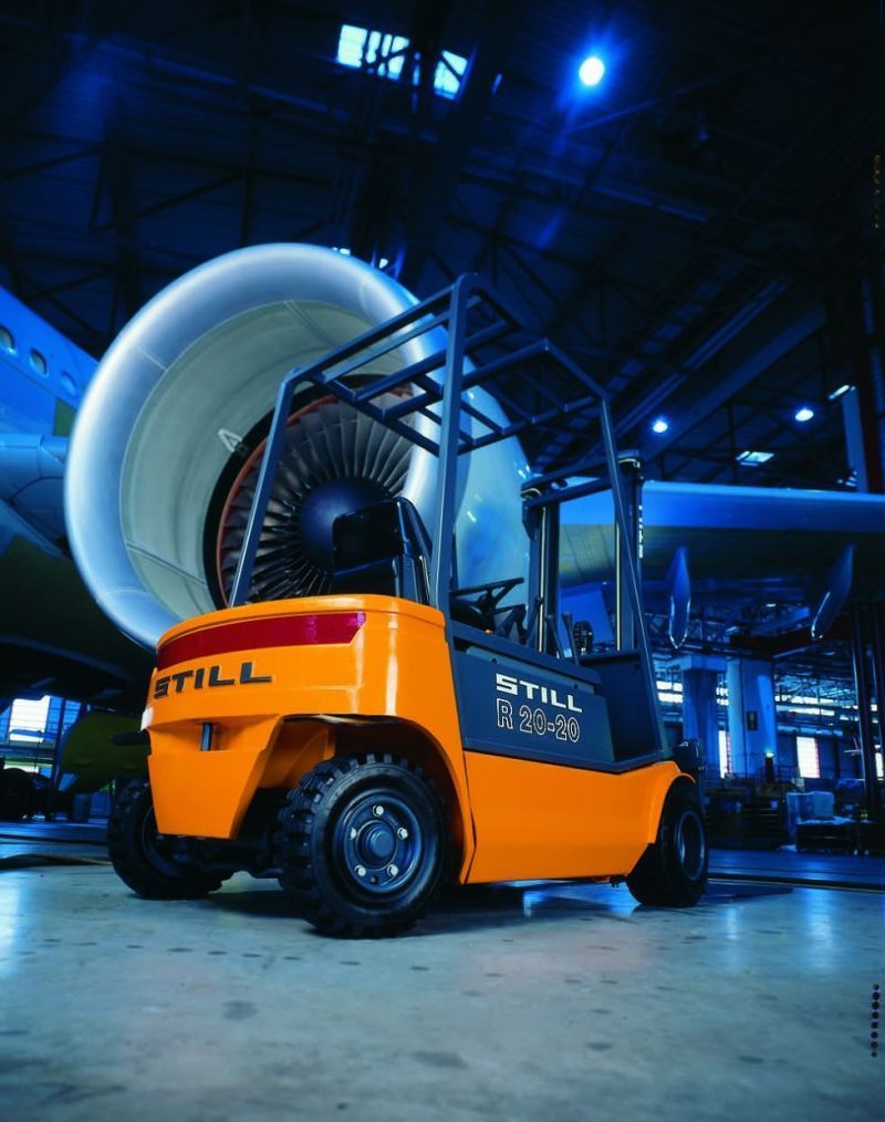 Forklift rental for warehouse lifting.