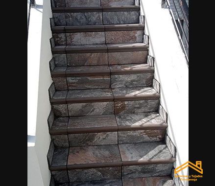 Reparación de Tejados, Azoteas y Escaleras en Torrelavega