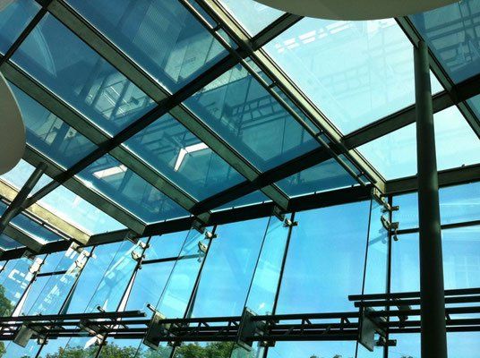KM Technik für Sonnenschutz, Sichtschutz, Blendschutz, Hitzeschutz