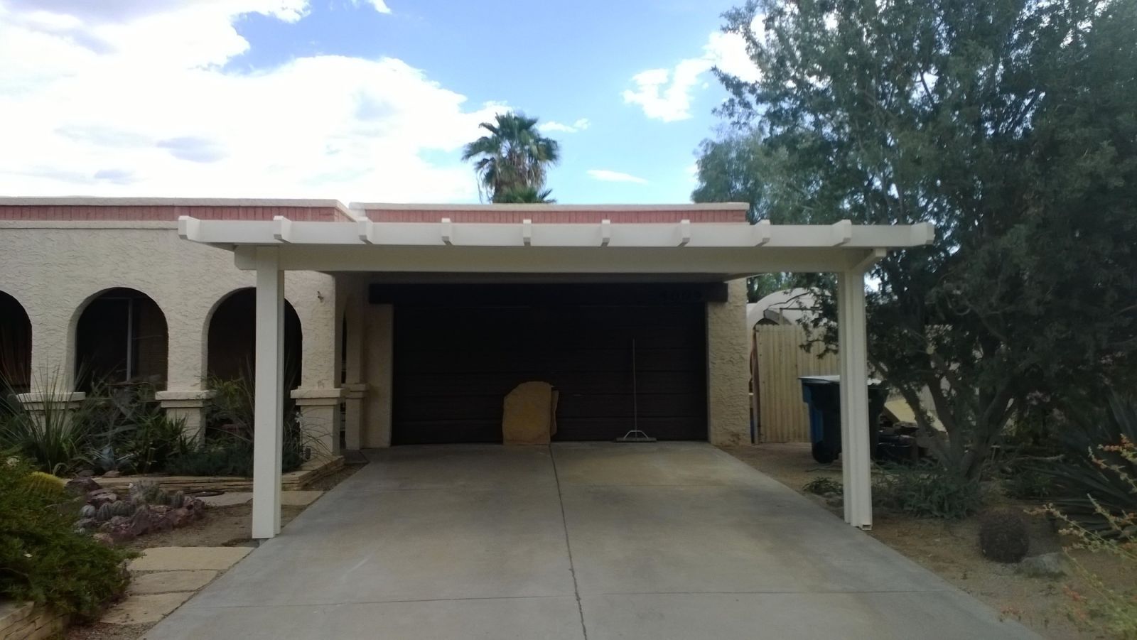 Sun City's retirement paradises enhanced with low-maintenance Flat Pan Patio Covers, adding ease to leisure.