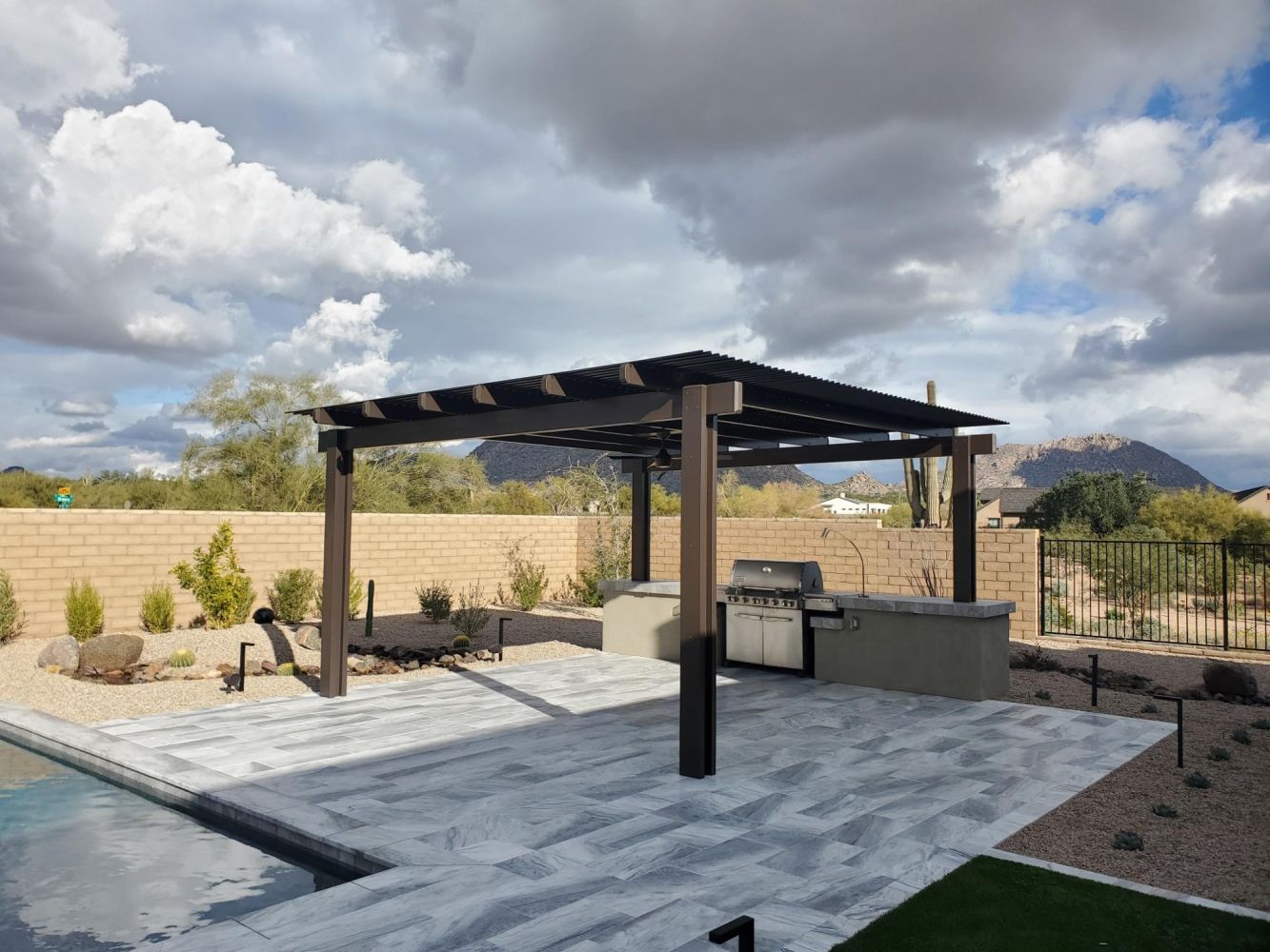 Southwest-Patio-Adjustable-Style-Louvered-Paradise-Valley-az-patio-covers