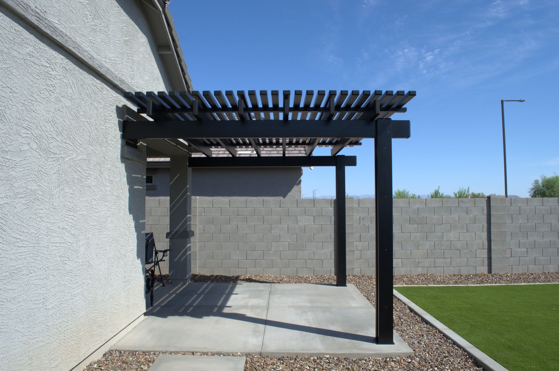 Innovative retractable patio cover in Mesa, offering flexible sun protection for all-season enjoyment.