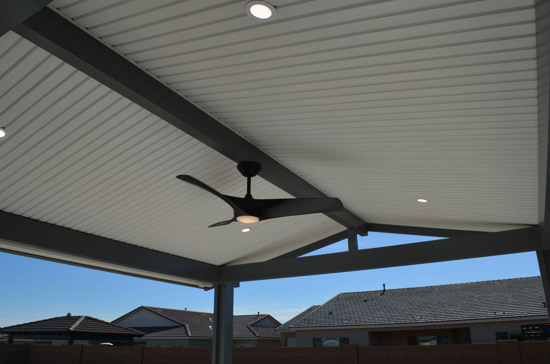 Durable and chic gabled patio cover, providing ample outdoor living space in Tempe, AZ.