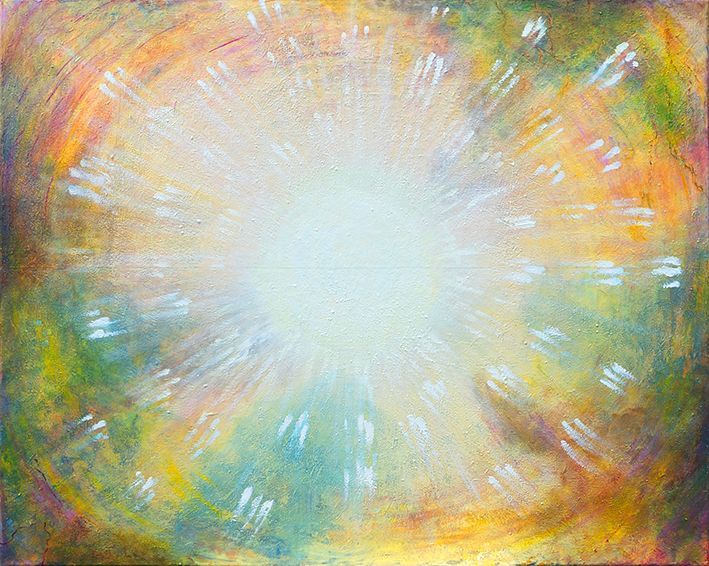 Een schilderij van een zon of lichtpunt met daaromheen groene, gele en oranje tinten, gesigneerd door kunstenares Lilian Dijkhuis