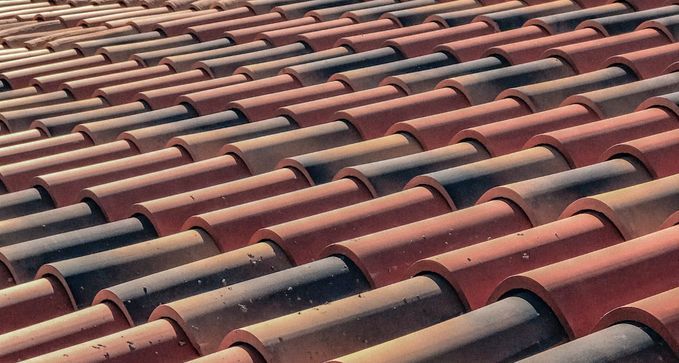 Instalar tejado de tejas a precio barato en Astorga, rilova león
