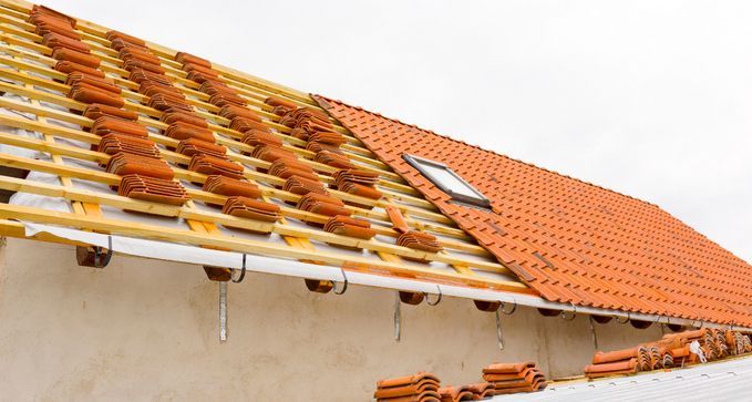 montar tejado de tejas a precio barato en Cacabelos