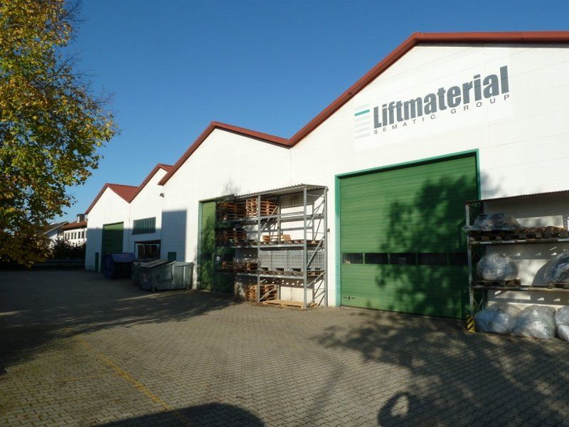 A white building with the word liftmaterial on it
