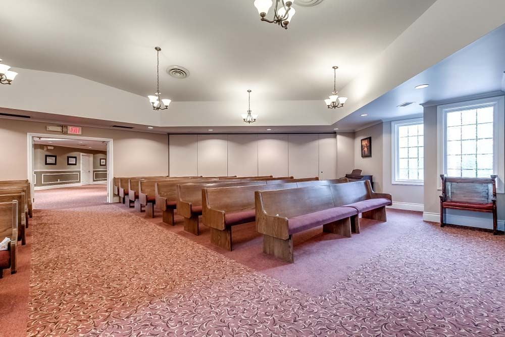 Brock & Visser Funeral Home Burial and Cremation Services Ltd. Woodstock Chapel