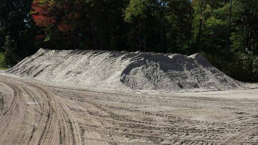 image-350297-blue_water_sand_pile.jpg?1445532897070 image-350297-blue_water_sand_pile.jpg?1445532897070