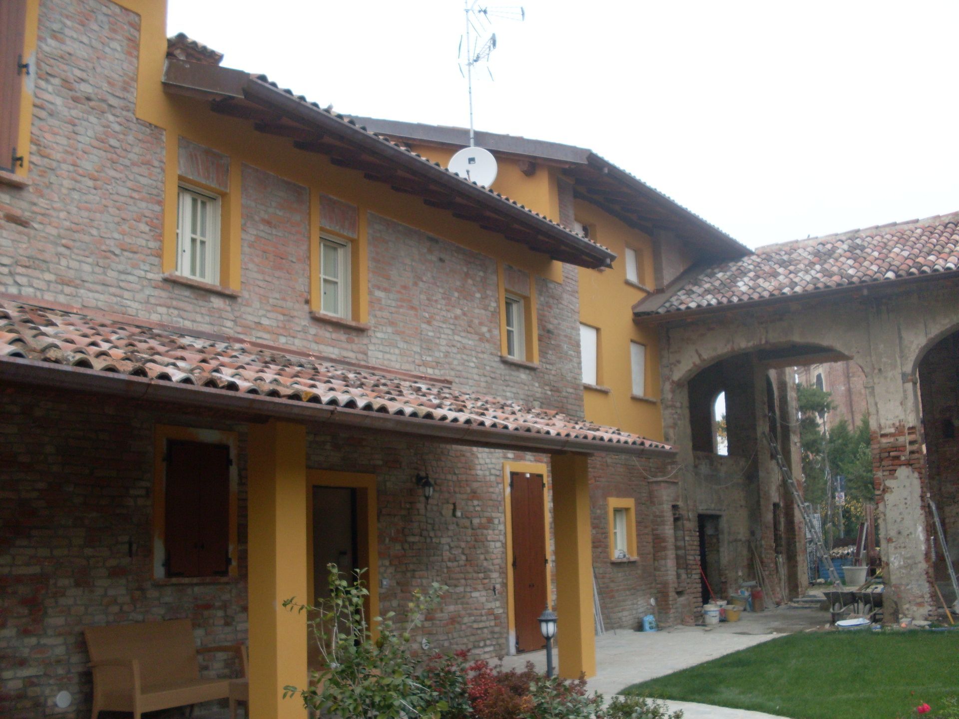 Ristrutturazione cascine parco del Ticino