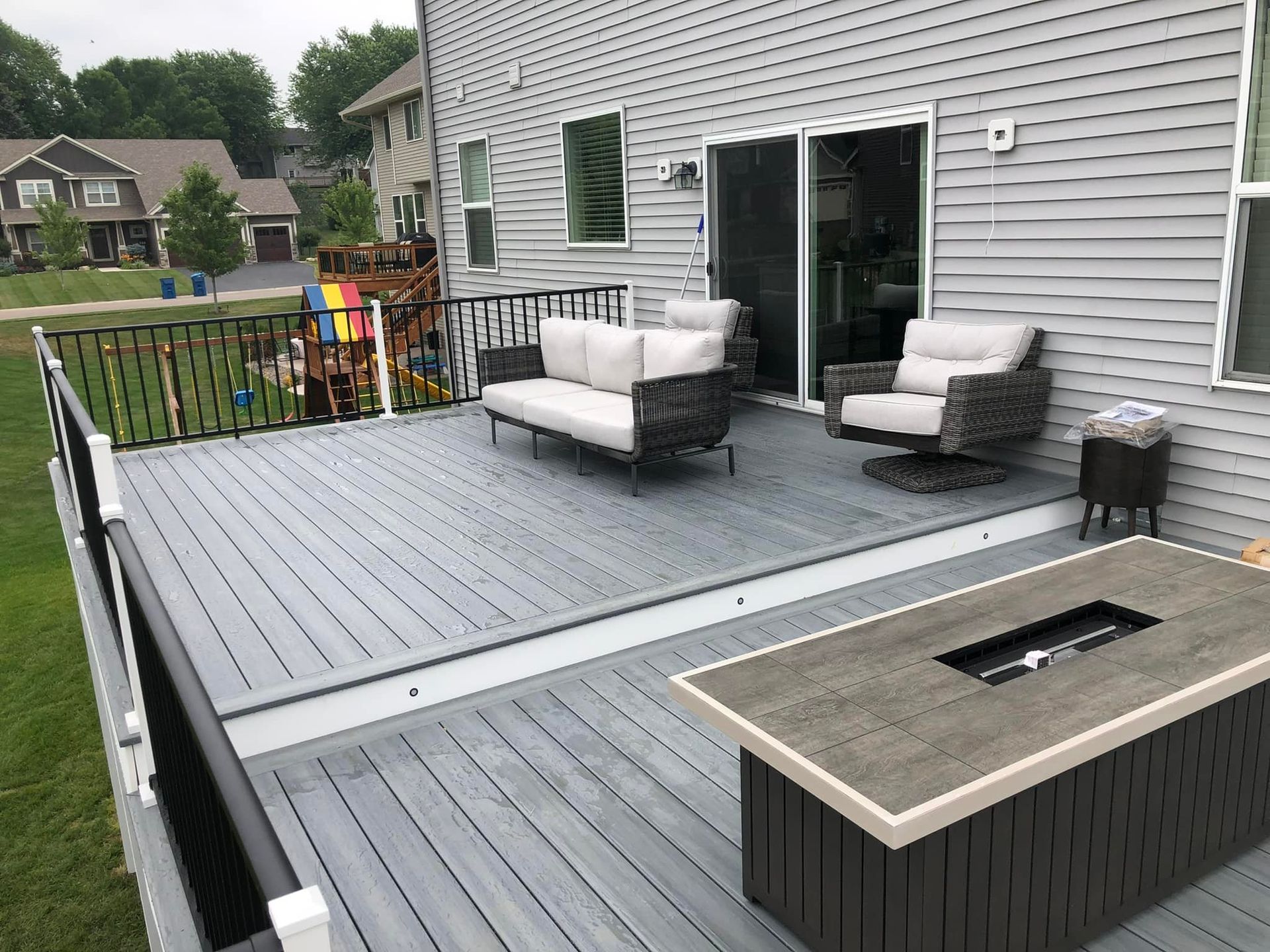 Custom Deck Builds Services | Artisan Decks