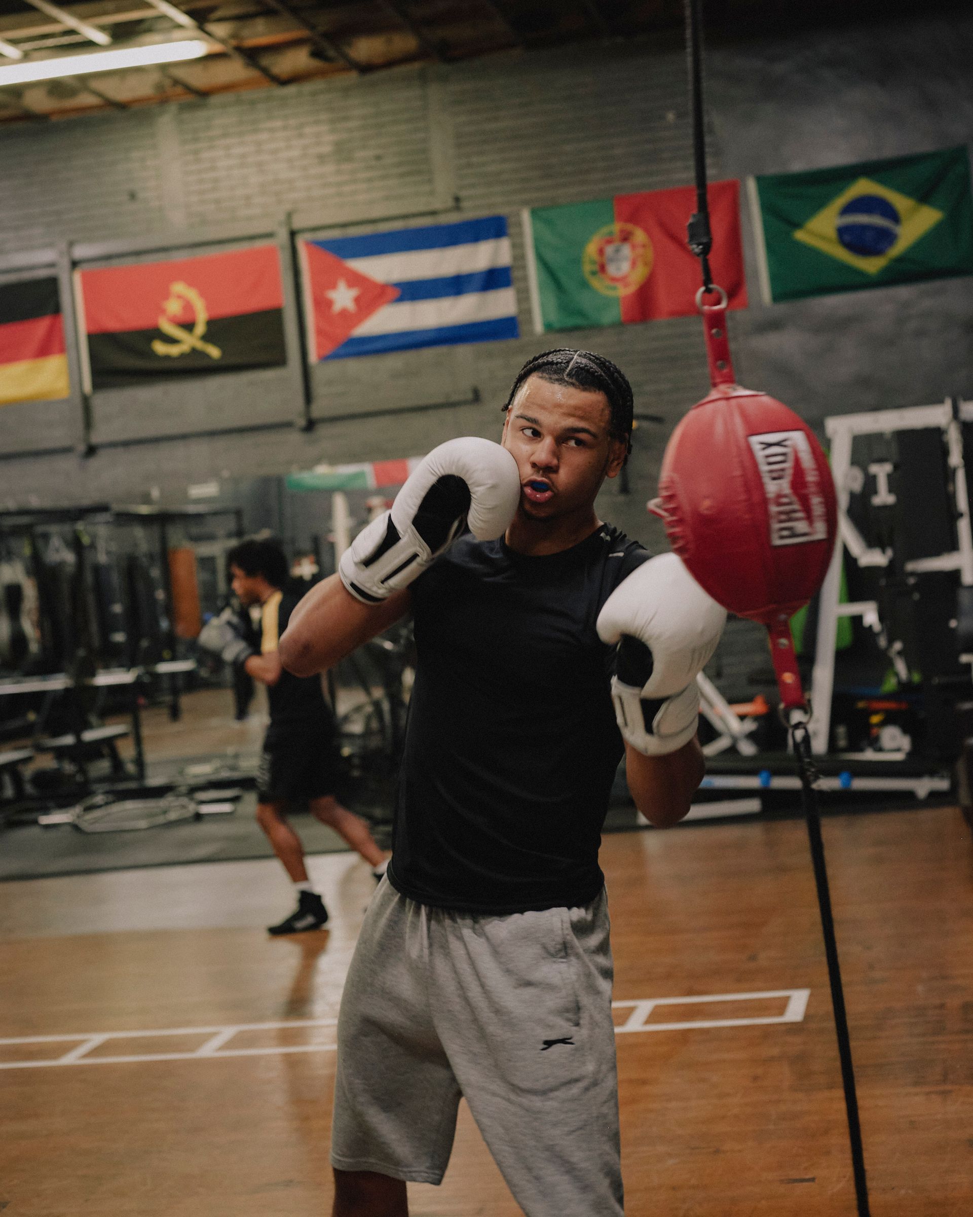 Selby Amateur Boxing Club boxer punching speed bag