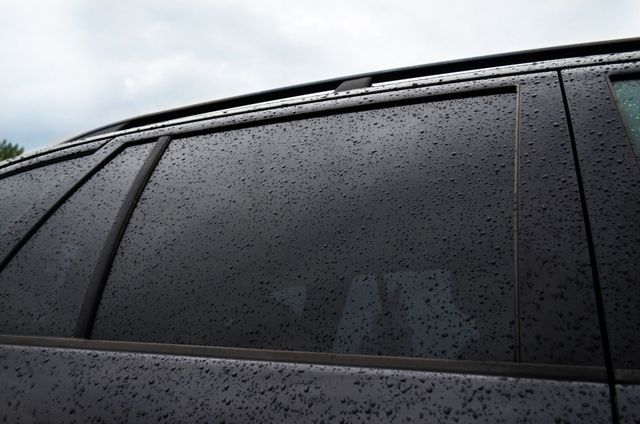 The Do's and Don'ts of Tinted Window Cleaning for Businesses