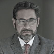 Guillermo Almazo Photo