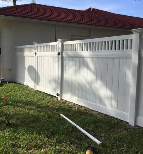 White Privacy Fence — Cape Coral, FL — Global Fence Inc.