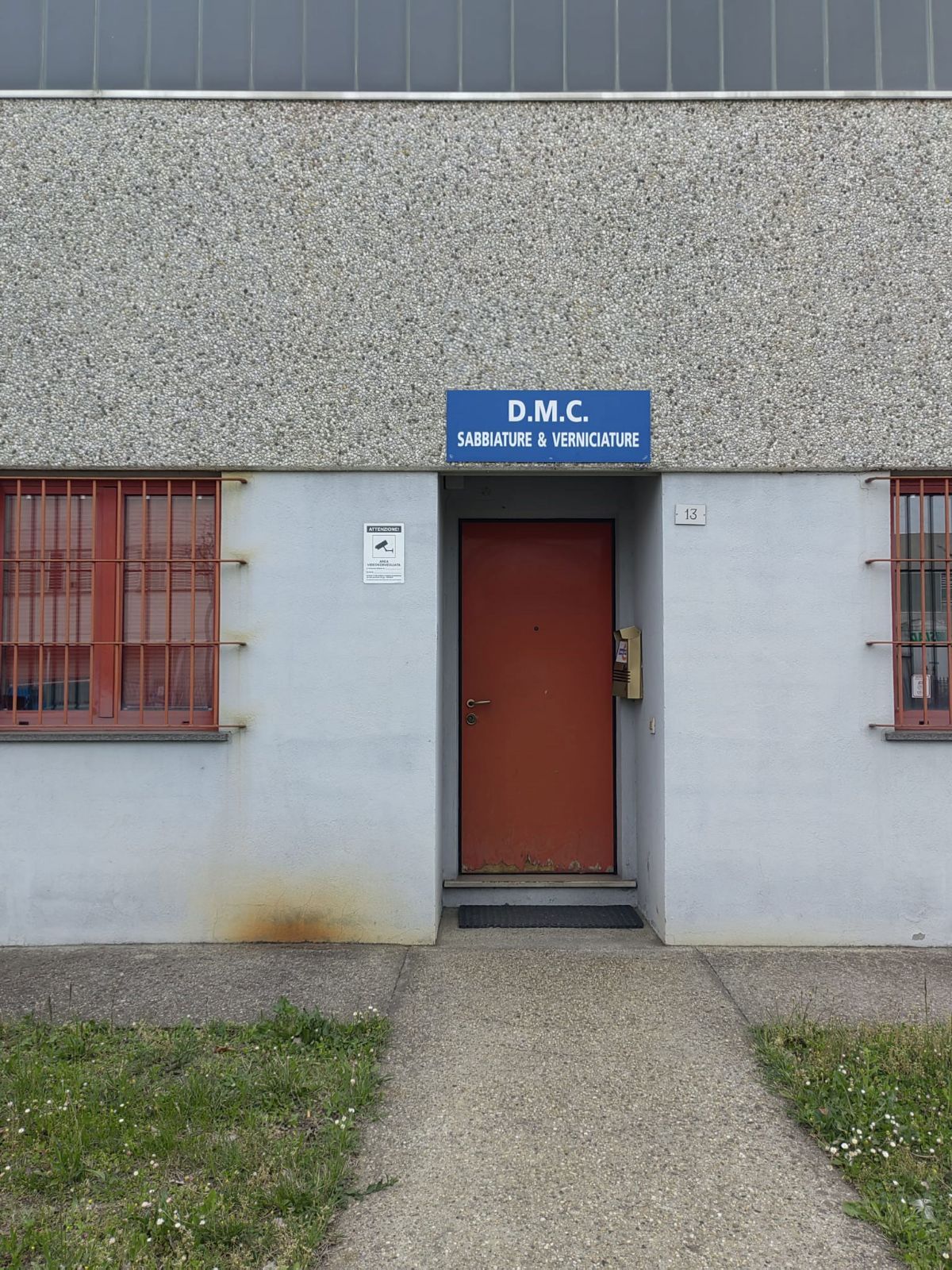 ingresso laboratorio e uffici