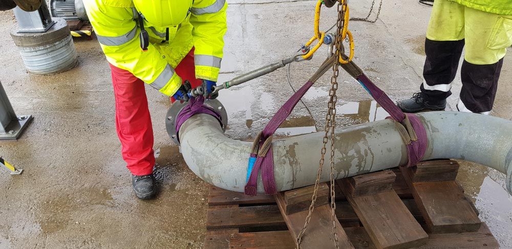 Two Worker And Sling, Hooks — Lifting Equipment in Nambour, QLD