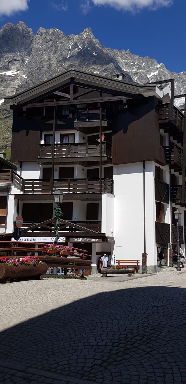 Veduta laterale di una casa