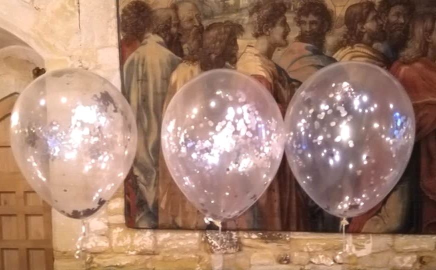 Confetti balloons