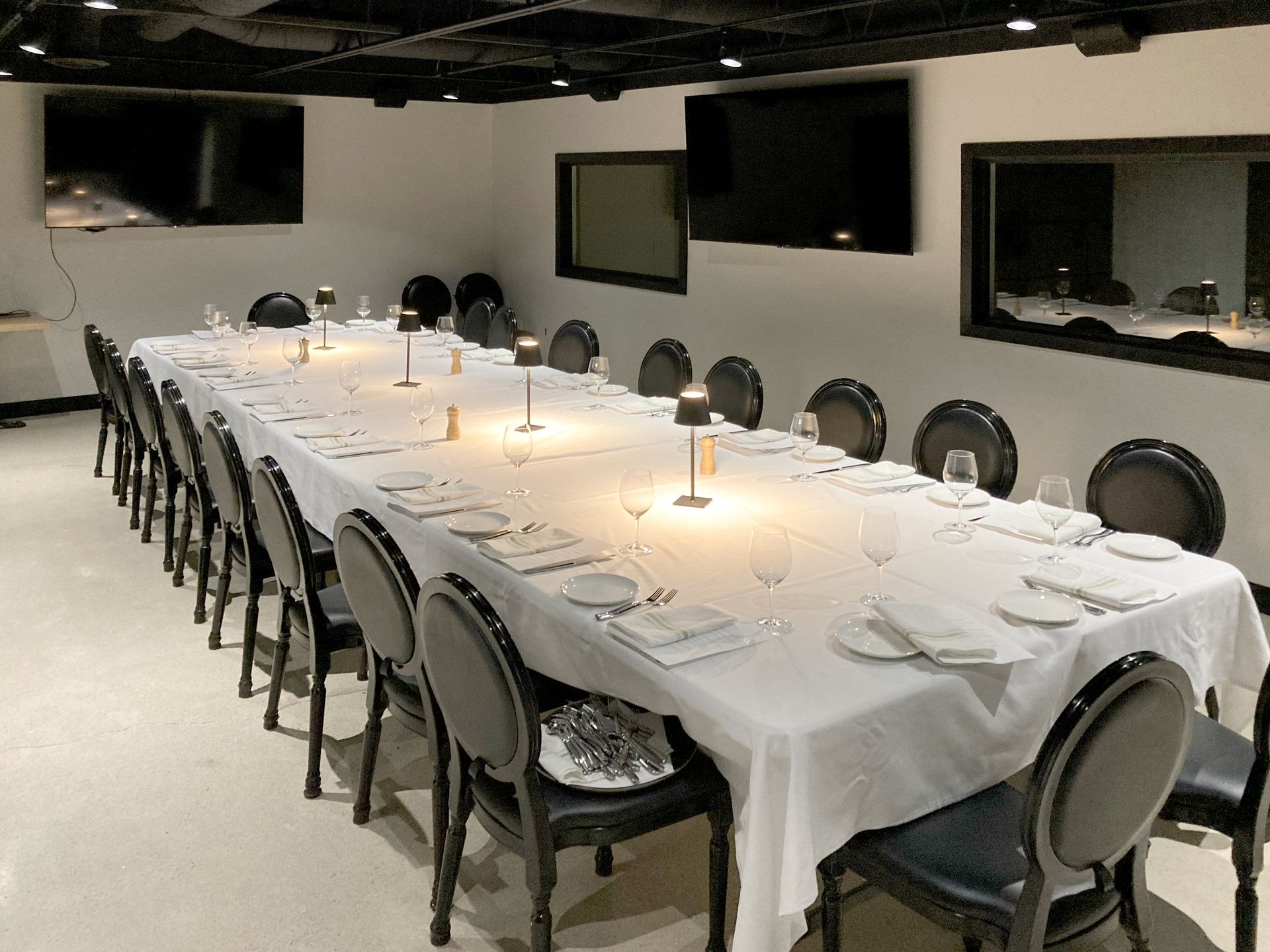 image of the crow's nest private room