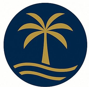 Gouden palmboom en golven op een donkerblauwe cirkel.