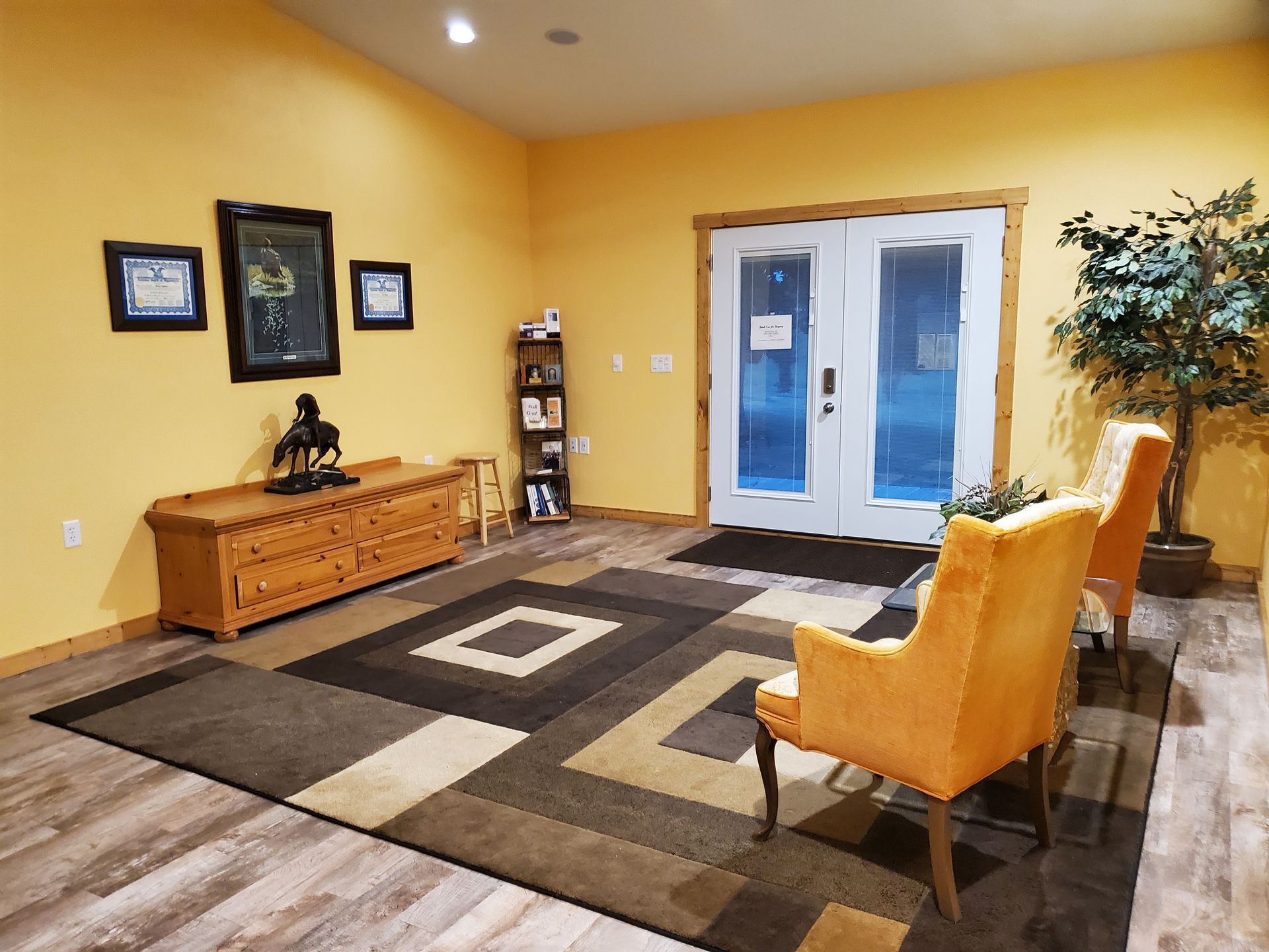 Front Room Of Holistic Health Center — Knoxville, IA — Holistic Health & Wellness Center