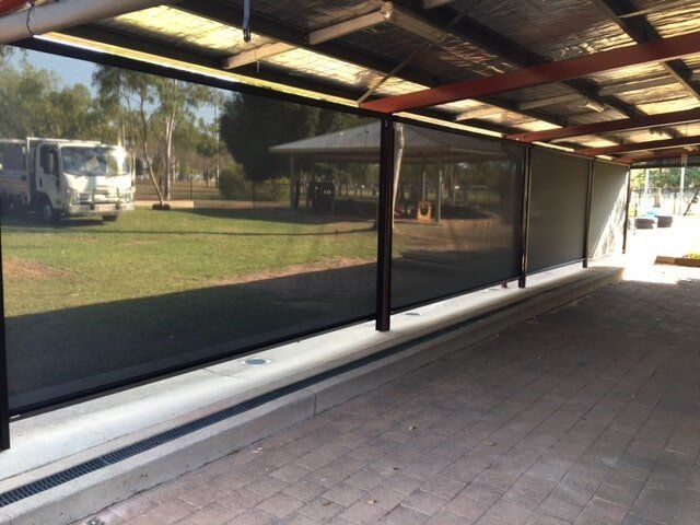 Multi-Stop Awning Unrestricted View of a Garden — Mulit-Stop Awning in Darwin NT