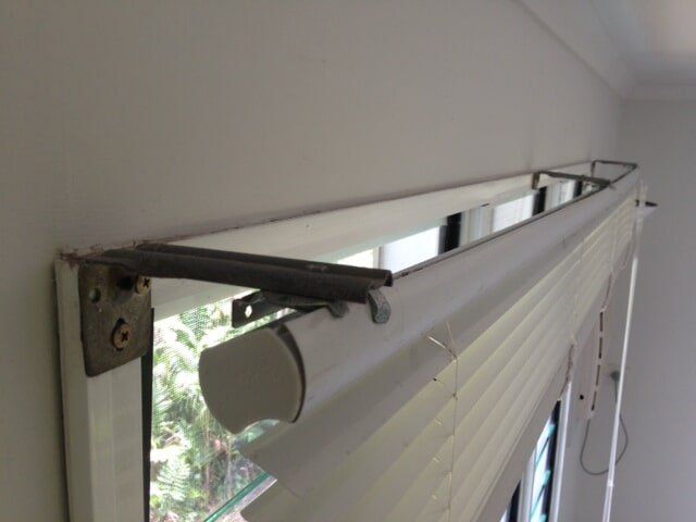 Bracket failure - replace